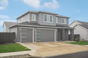 1927 SE 27th St, Battle Ground, WA 98604 - Photo 2