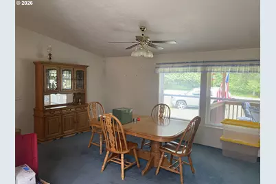38102 Queens Rd, Marcola, OR 97454 - Photo 20