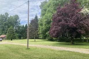 38102 Queens Rd, Marcola, OR 97454 - Photo 2