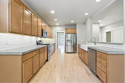 23798 SW Heron Lakes Dr, Sherwood, OR 97140 - Photo 10