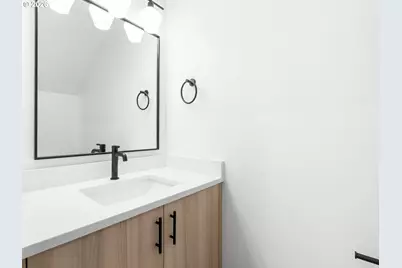 1247 SW Hume Ct, Portland, OR 97219 - Photo 8