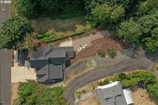 2903 NE Fremont Dr, Portland, OR 97220 - Photo 44
