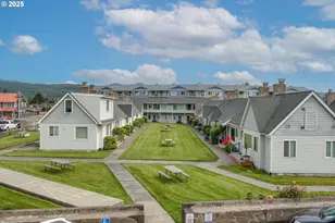 2316 S Beach Dr, Seaside, OR 97138 - Photo 10