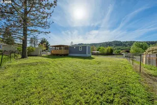 600 Leiken Ln, Roseburg, OR 97470 - Photo 30
