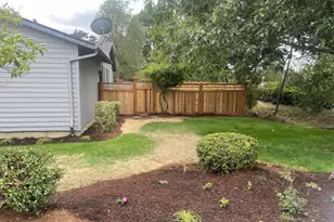 374 Warner Parrott Rd, Oregon City, OR 97045 - Photo 4