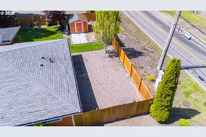 7025 SW 103rd Ave, Beaverton, OR 97008 - Photo 28