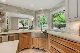 2677 SW 64th Pl, Portland, OR 97225 - Photo 14