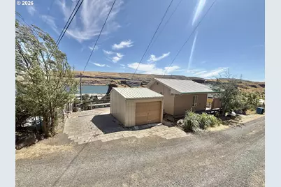 376 Fallbridge Rd, Wishram, WA 98673 - Photo 1