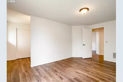 2850 NW Logan St, Camas, WA 98607 - Photo 28