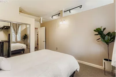 1425 NE 61st Ave #310, Hillsboro, OR 97124 - Photo 16