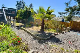 835 Highland Ave, Brookings, OR 97415 - Photo 40