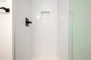 6961 NE Stanton St, Portland, OR 97213 - Photo 34