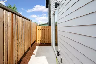 6961 NE Stanton St, Portland, OR 97213 - Photo 38