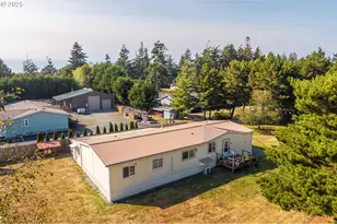 87996 Park Ln, Bandon, OR 97411 - Photo 2