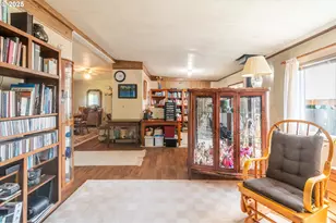 87996 Park Ln, Bandon, OR 97411 - Photo 14