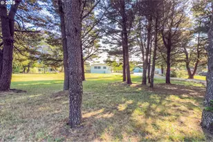 87996 Park Ln, Bandon, OR 97411 - Photo 8