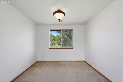 10680 SW Summer Lake Dr, Portland, OR 97223 - Photo 34