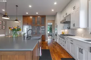 16902 Chapin Way, Lake Oswego, OR 97034 - Photo 4