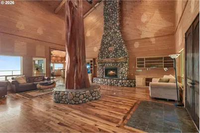 99075 McVay Creek Rd, Brookings, OR 97415 - Photo 2