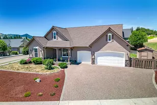 330 Wil Way, Winston, OR 97496 - Photo 2