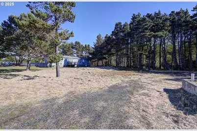 29908 H St, Ocean Park, WA 98640 - Photo 6