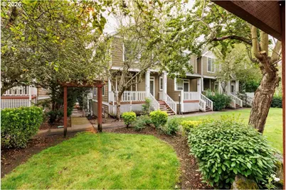 16036 SW Gage Ln, Beaverton, OR 97006 - Photo 4