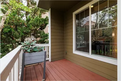 16036 SW Gage Ln, Beaverton, OR 97006 - Photo 6