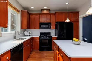 16036 SW Gage Ln, Beaverton, OR 97006 - Photo 12