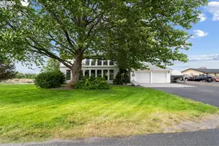 81850 Wilcox Ln, Umatilla, OR 97882 - Photo 2