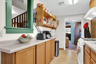 1132 Ash Ave, Cottage Grove, OR 97424 - Photo 34