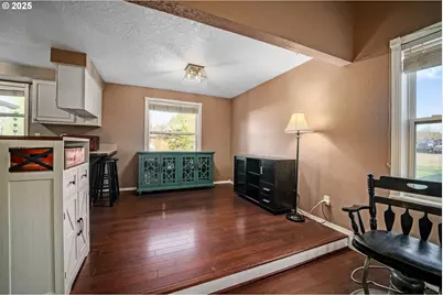 304 NW 5th St, Sublimity, OR 97385 - Photo 10