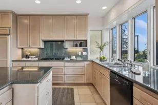 9027 NE Cliff St, Portland, OR 97220 - Photo 16