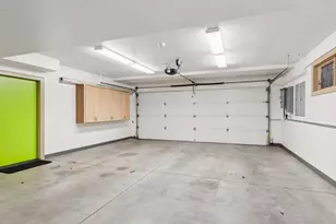 9027 NE Cliff St, Portland, OR 97220 - Photo 40