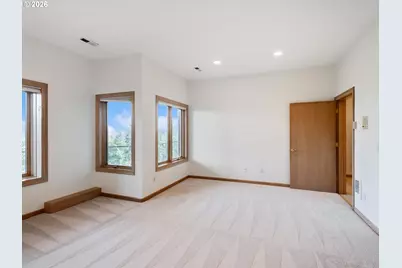 9027 NE Cliff St, Portland, OR 97220 - Photo 38