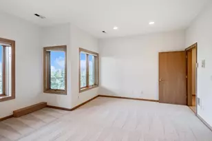 9027 NE Cliff St, Portland, OR 97220 - Photo 38