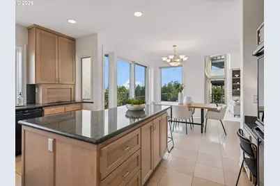 9027 NE Cliff St, Portland, OR 97220 - Photo 18