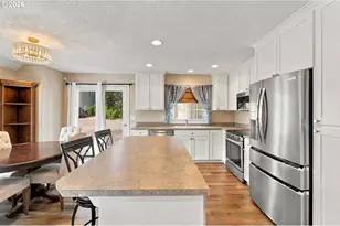 2011 N Redwood St, Canby, OR 97013 - Photo 10