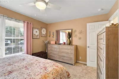 2011 N Redwood St, Canby, OR 97013 - Photo 14