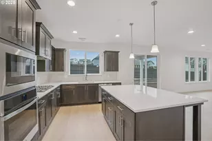 1386 N Kalani Loop, Ridgefield, WA 98642 - Photo 4