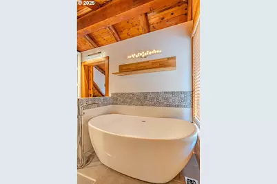 43144 SE Deverell Rd, Corbett, OR 97019 - Photo 22