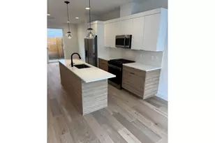 2383 SE 43rd St, Portland, OR 97206 - Photo 6