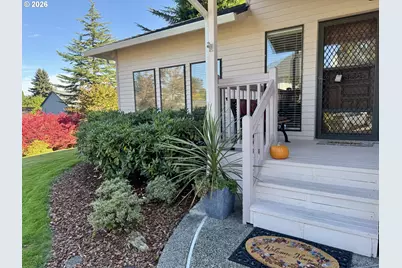 520 SE 15th St, Gresham, OR 97080 - Photo 6