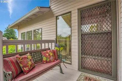 520 SE 15th St, Gresham, OR 97080 - Photo 8