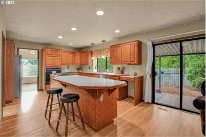 520 SE 15th St, Gresham, OR 97080 - Photo 24