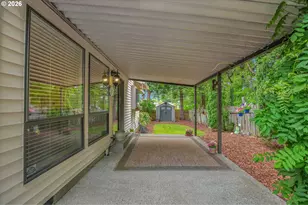 520 SE 15th St, Gresham, OR 97080 - Photo 12