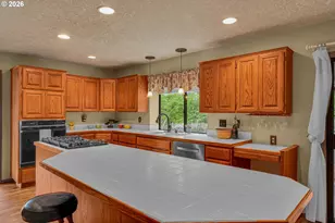520 SE 15th St, Gresham, OR 97080 - Photo 34