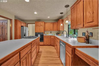 520 SE 15th St, Gresham, OR 97080 - Photo 24