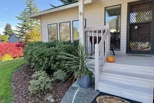 520 SE 15th St, Gresham, OR 97080 - Photo 4