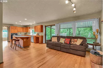 520 SE 15th St, Gresham, OR 97080 - Photo 30