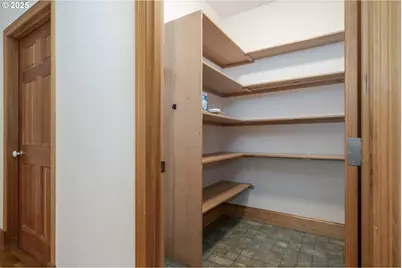 110 SW 61st St, Newport, OR 97366 - Photo 30